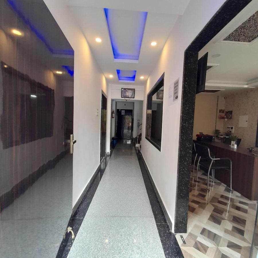Garden Guest House Near Rene Tower Ruby General Hospital Kolkata Exterior photo