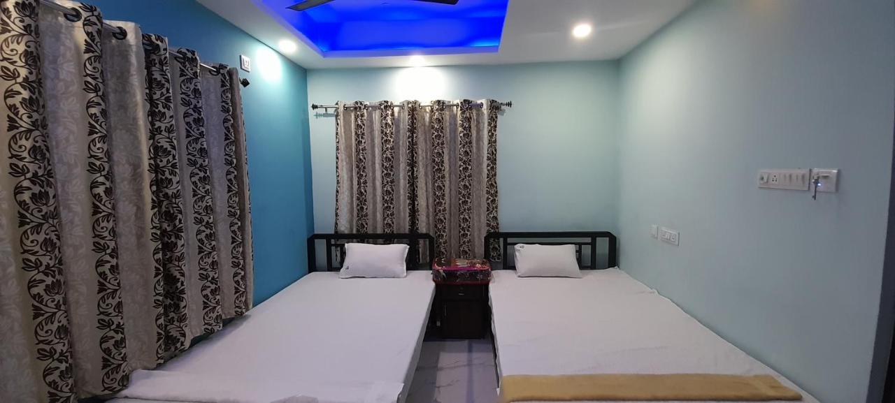 Garden Guest House Near Rene Tower Ruby General Hospital Kolkata Exterior photo