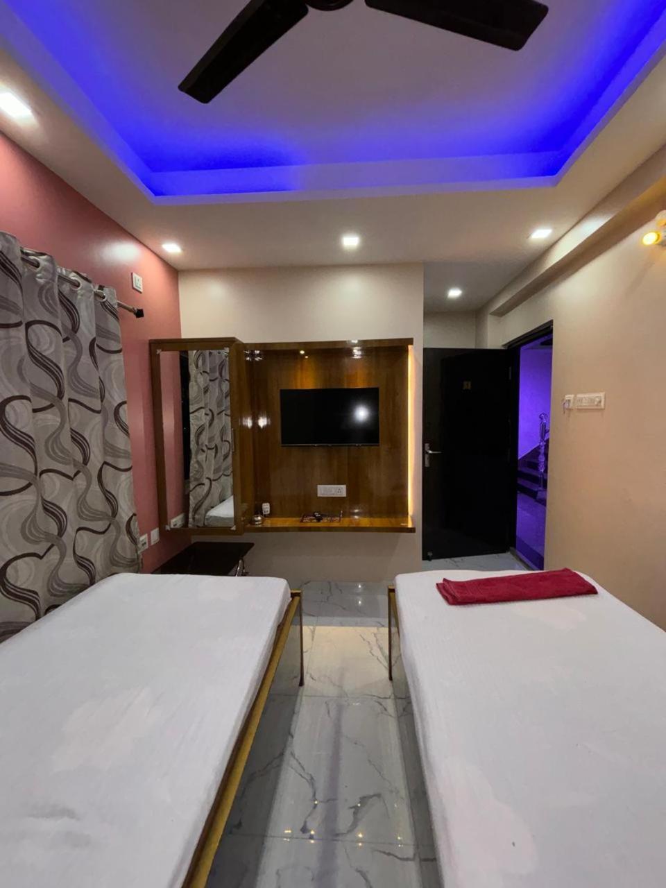 Garden Guest House Near Rene Tower Ruby General Hospital Kolkata Exterior photo
