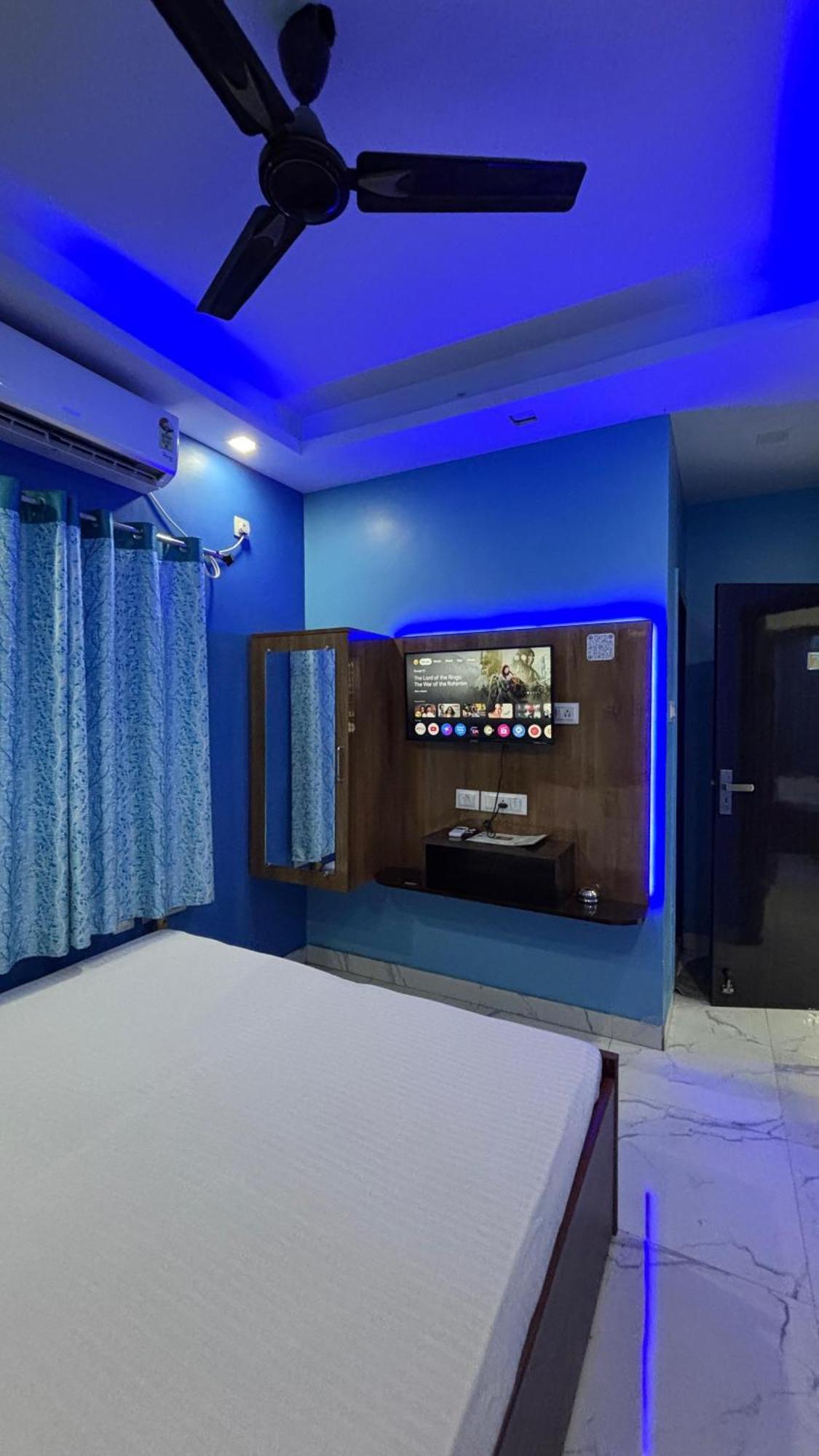 Garden Guest House Near Rene Tower Ruby General Hospital Kolkata Exterior photo